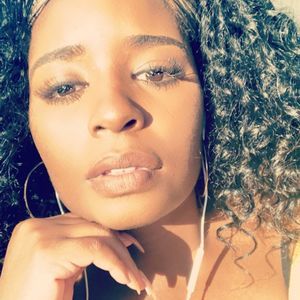 Meet your Posher, Linnae